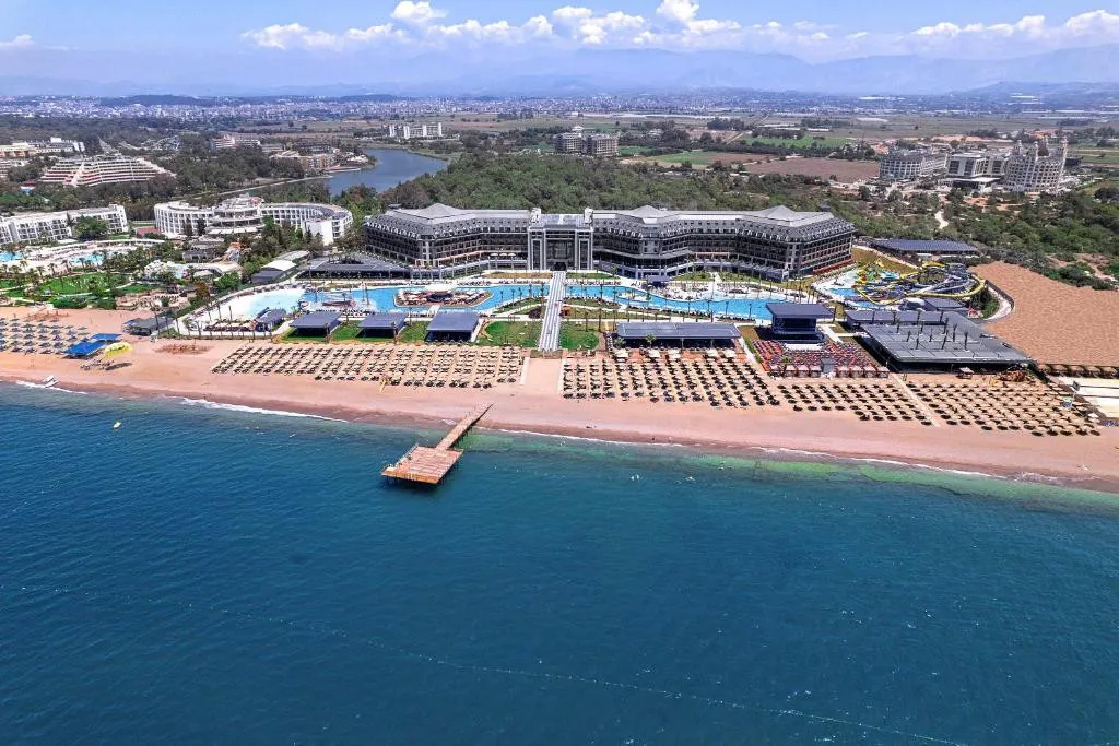 LAGO HOTEL (EX. AZURA DELUXE SORGUN)