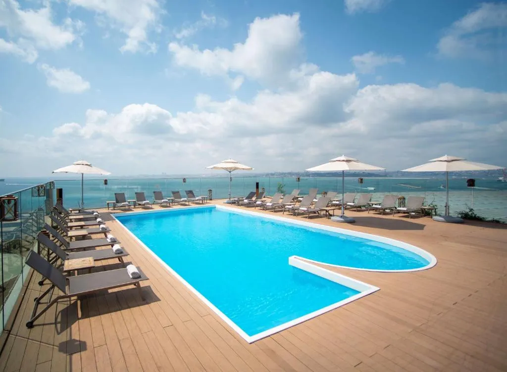 DOUBLE TREE BY HILTON ISTANBUL MODA