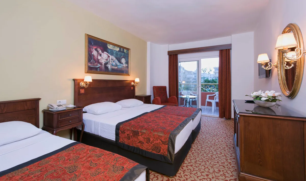 ANTIQUE ROMAN PALACE MUSEUM HOTEL ADULTS ONLY 16+