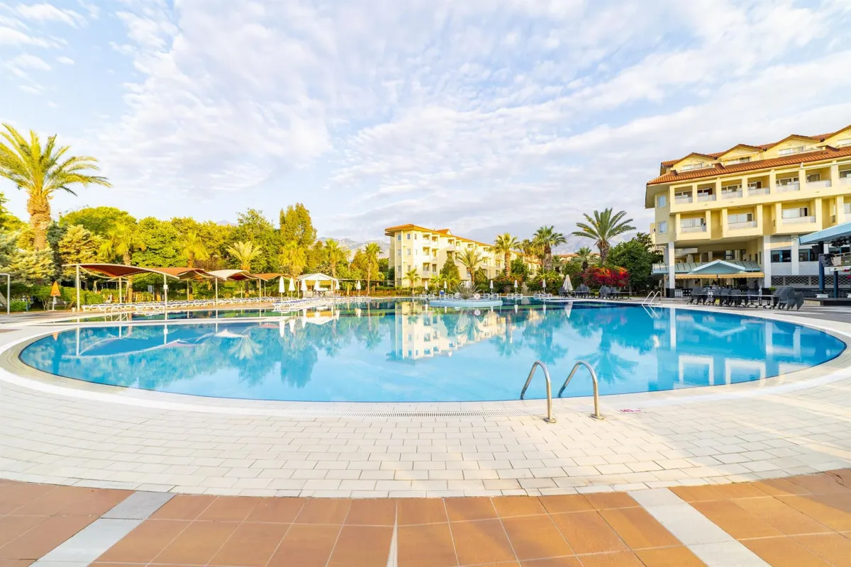 QUEENS PARK LE JARDIN (EX. LE JARDIN RESORT)