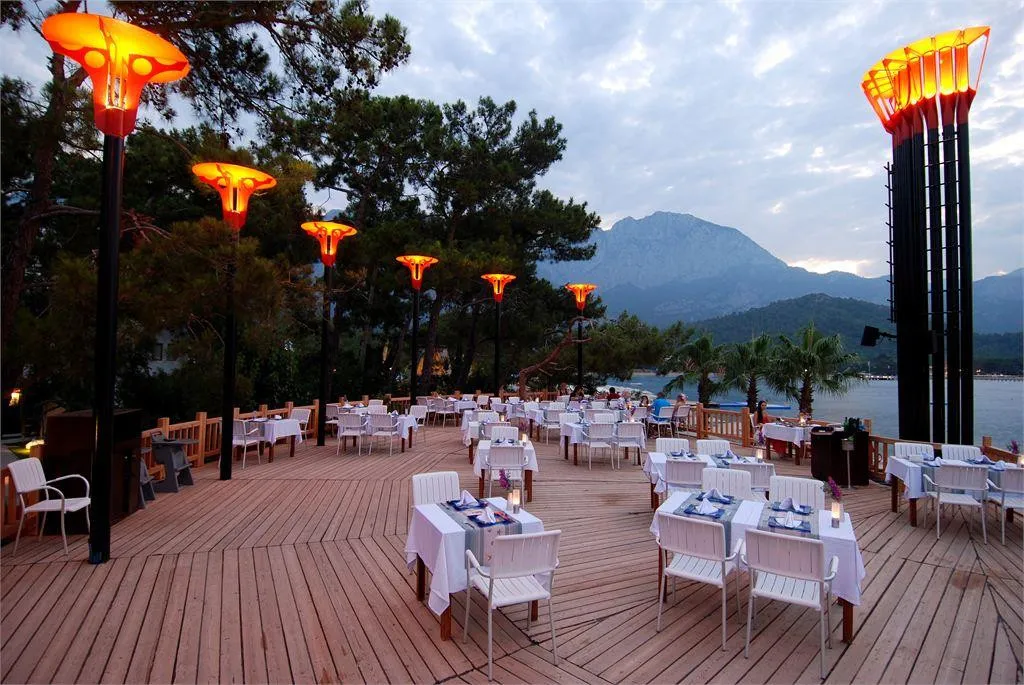 CLUB PHASELIS