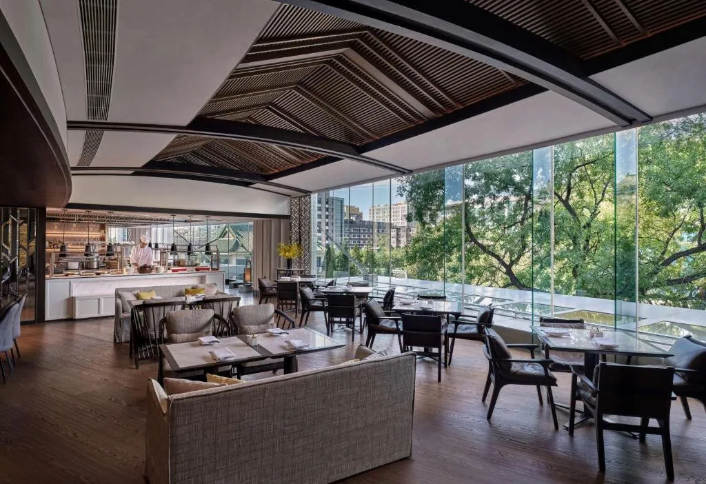 GRAND HYATT