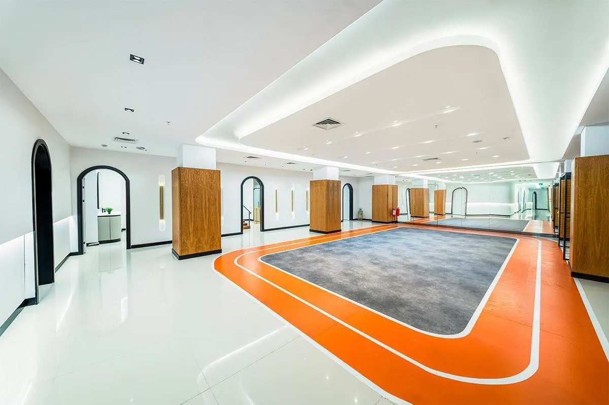COSMOS CLINIC HEALTH & HOLIDAY NIRVANA