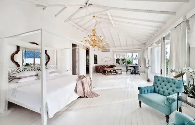 SABRINAS HAUS