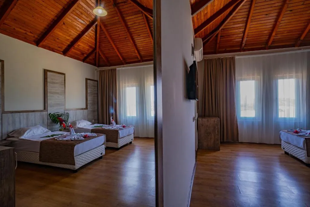 SENZA GARDEN HOLIDAY CLUB (EX. LARISSA HILL BEACH)