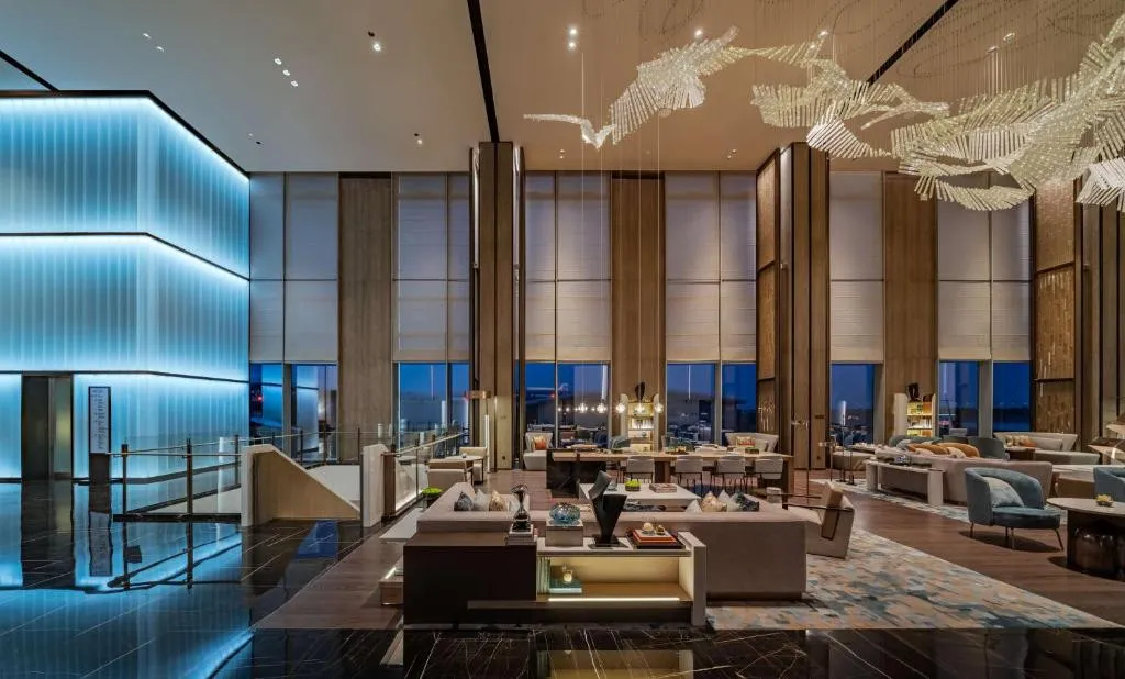 HILTON SHENZHEN WORLD EXHIBITION & CONVENTION CENTER