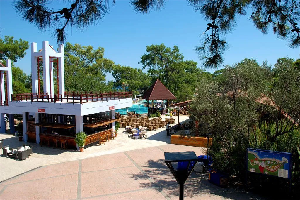 CLUB PHASELIS