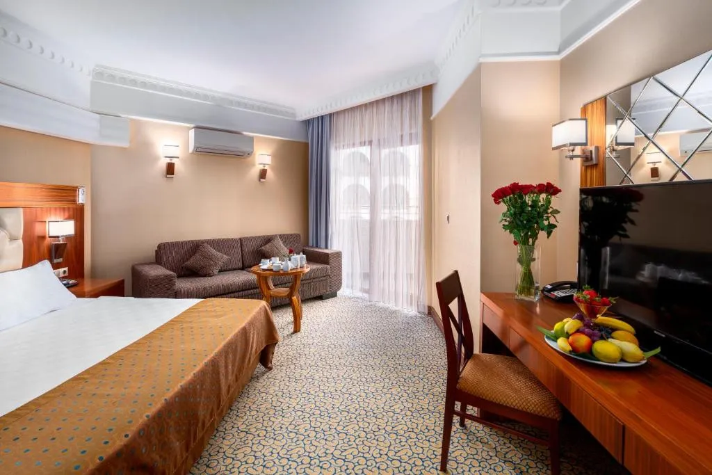 BERA HOTEL