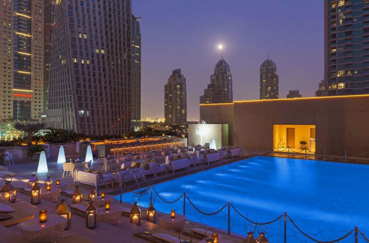GROSVENOR HOUSE (EX. GROSVENOR HOUSE WEST MARINA BEACH)