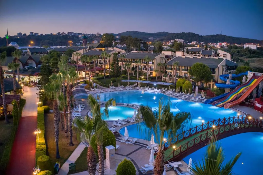 OZ HOTELS INCEKUM BEACH HOTEL