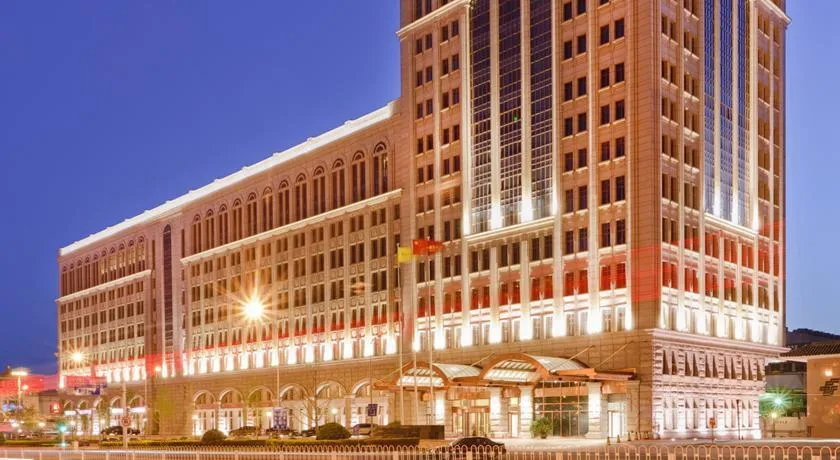 HUNAN PLAZA
