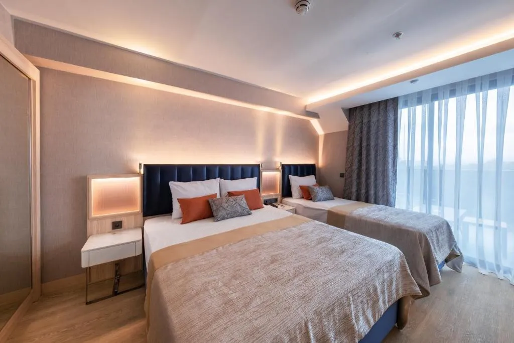 LAGO HOTEL (EX. AZURA DELUXE SORGUN)