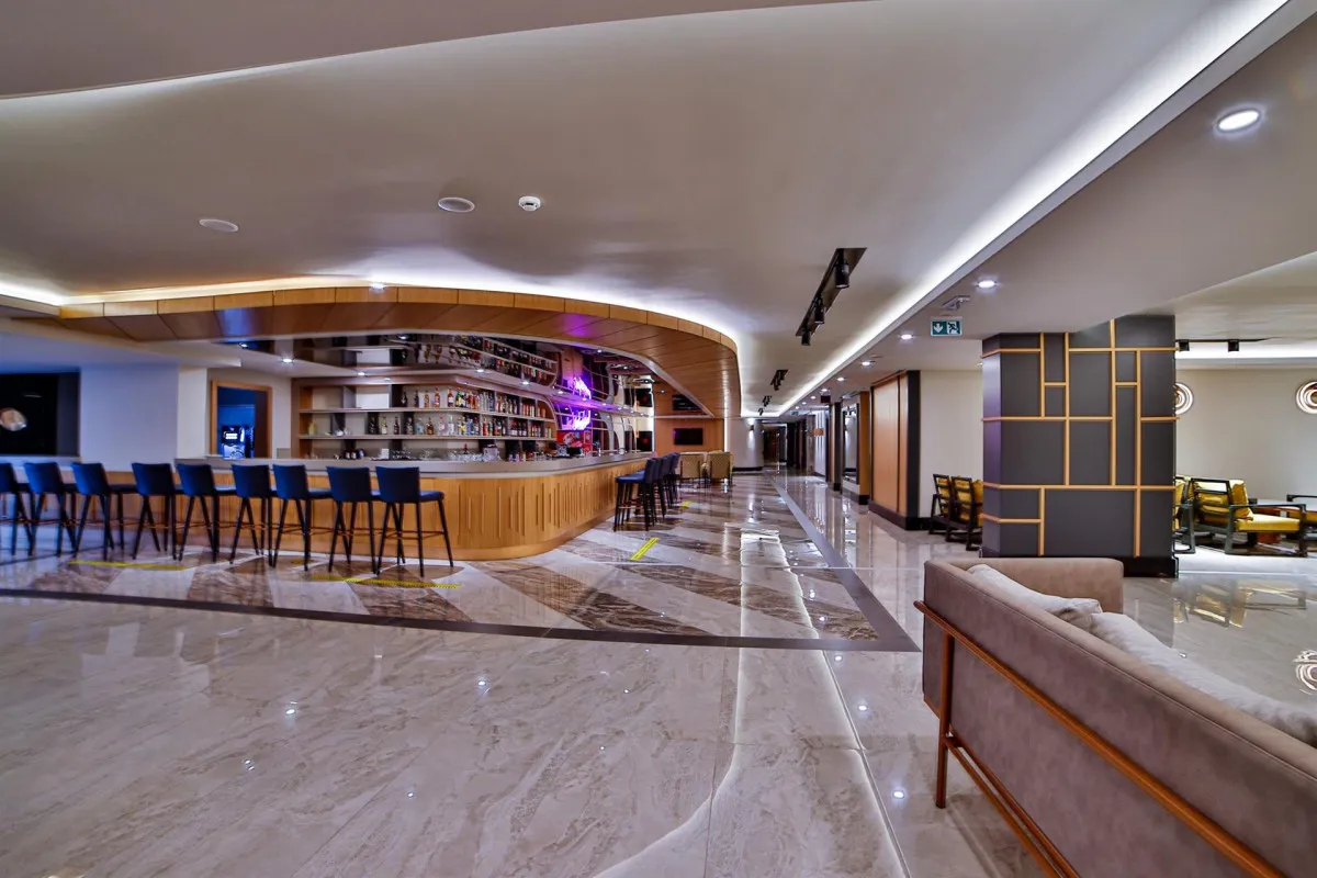DIAMOND DE LUXE HOTEL & SPA