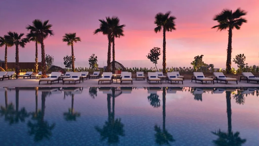 INTERCONTINENTAL RESIDENCES ABU DHABI AN IHG HOTEL