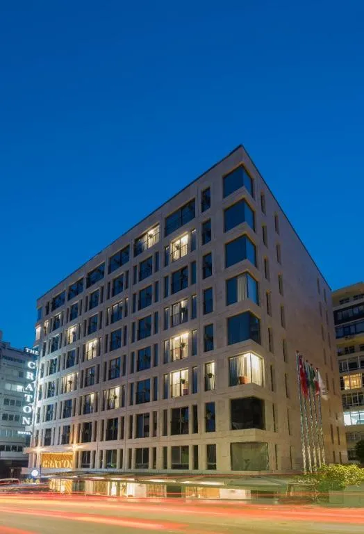 THE CRATON HOTEL