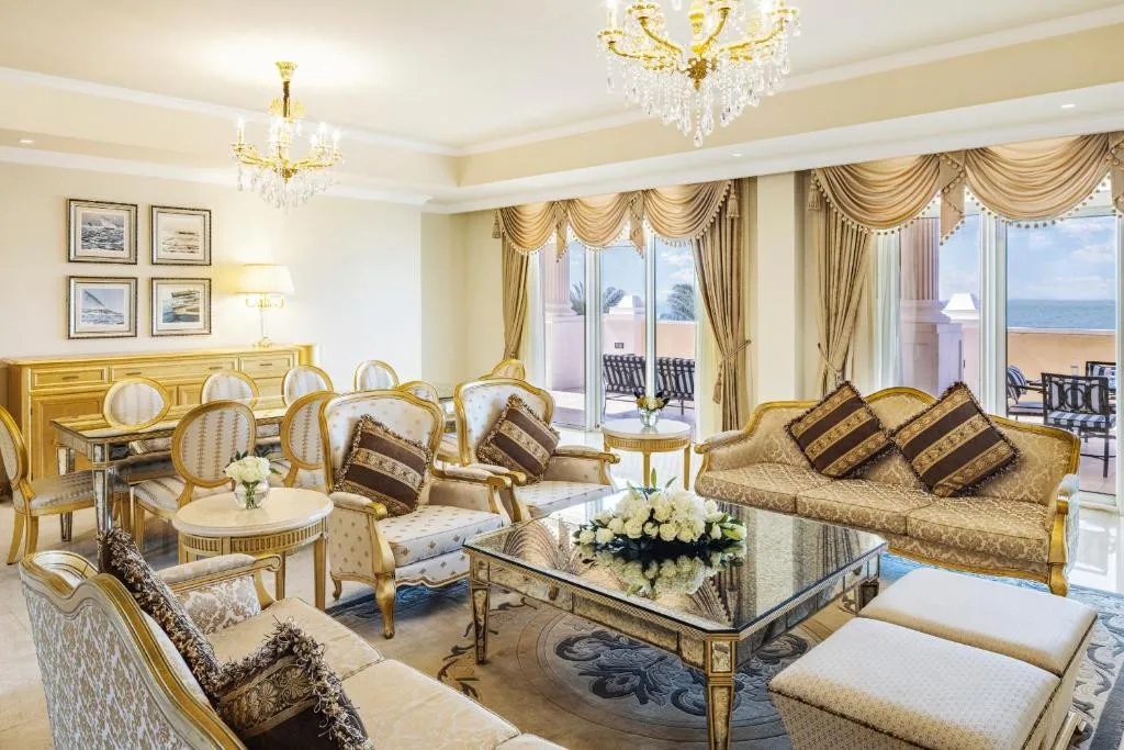 KEMPINSKI HOTEL & RESIDENCES PALM JUMEIRAH