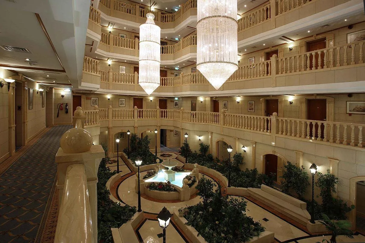 KNIGHT CASTLE HOTEL (EX. CARLTON PALACE)