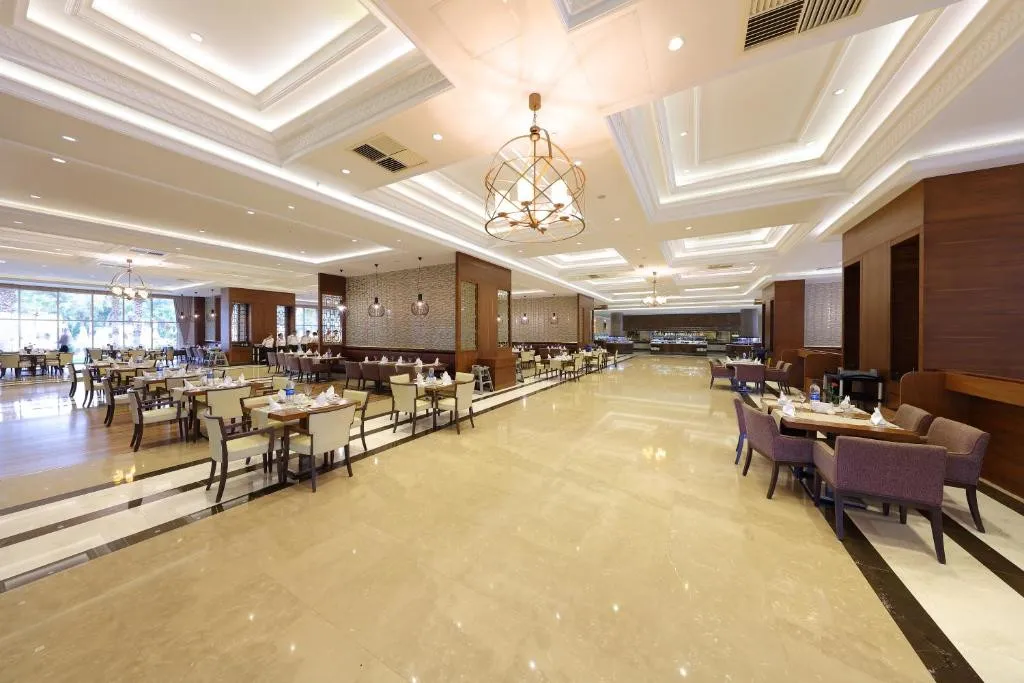 JUJU PREMIER PALACE (EX. AMARA PREMIER PALACE)