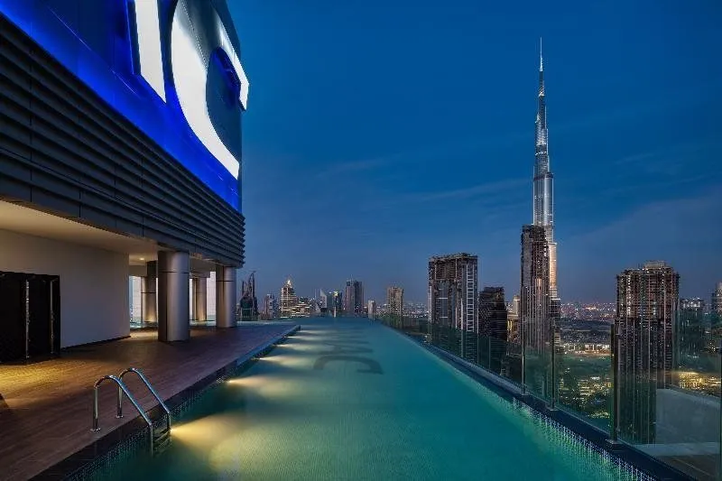 STAYCAE PARAMOUNT SHEIKH ZAYED