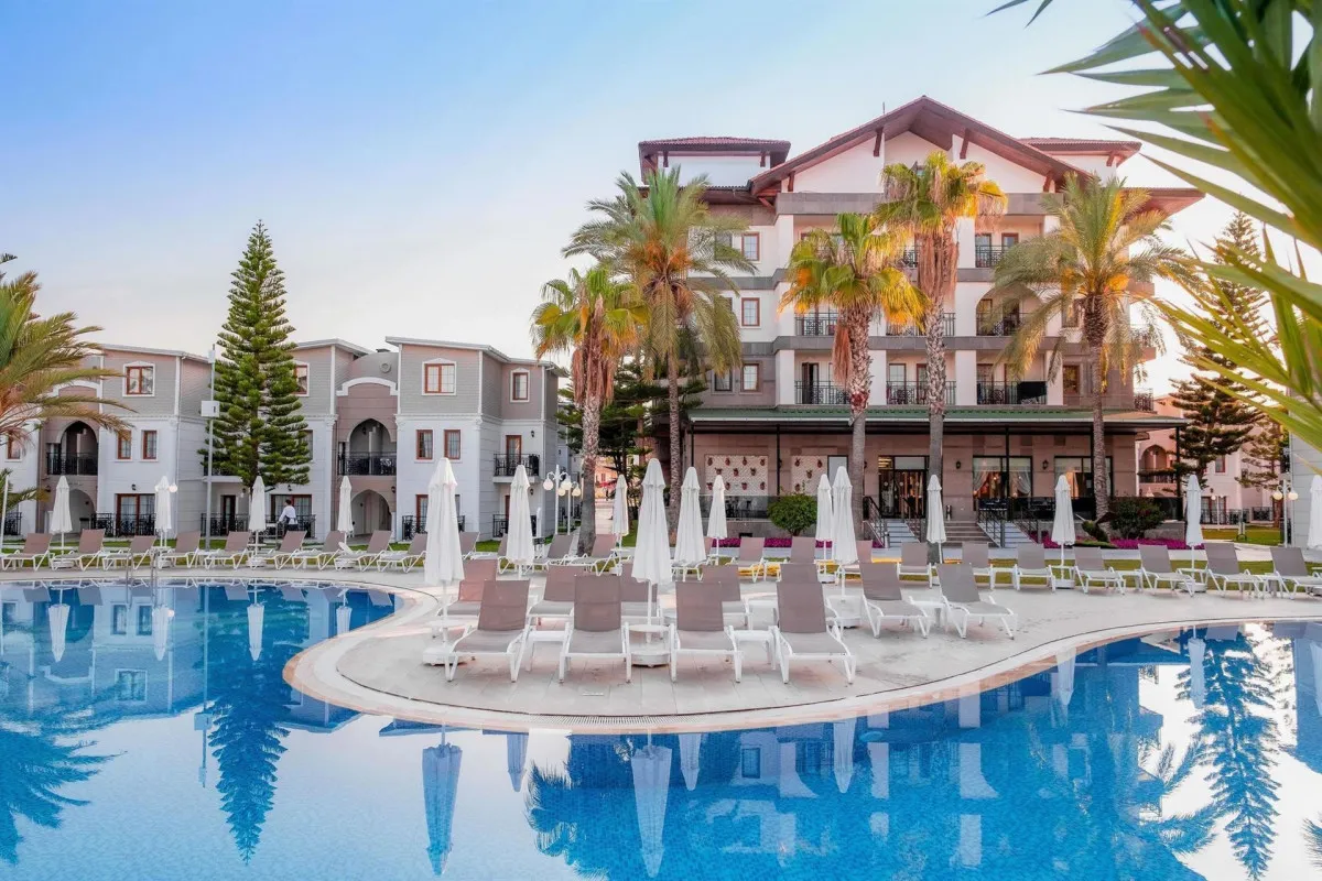 SELECTUM COLOURS RESORT SIDE (EX. EUPHORIA BARBAROSS BEACH RESORT)