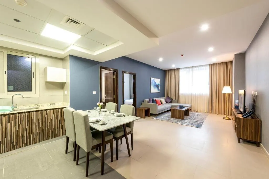 LUXE GRAND HOTEL APARTMENTS
