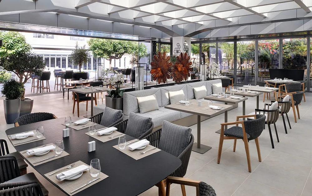 KEMPINSKI CENTRAL AVENUE DUBAI (EX. THE ADDRESS DUBAI MALL)