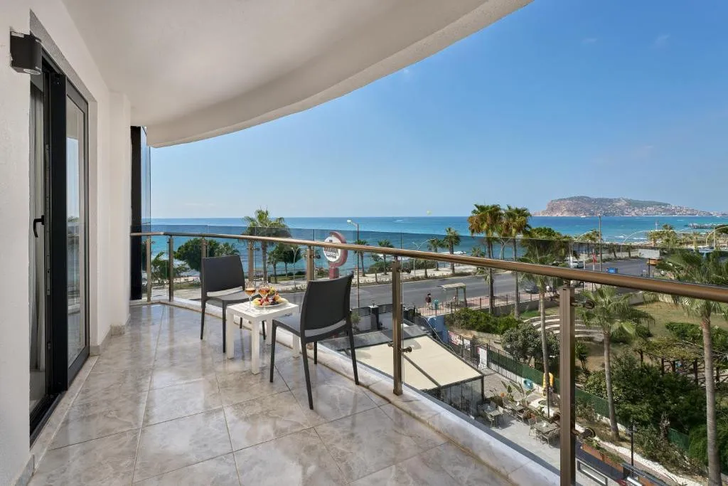 GRAND UYSAL BEACH & SPA HOTEL