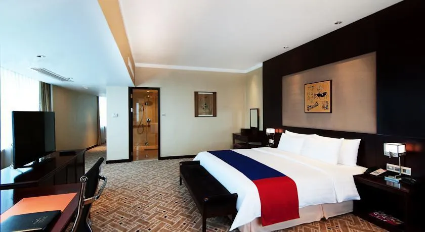 CROWNE PLAZA SHANGHAI PUDONG