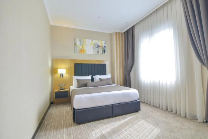 QUA COMFORT HOTEL