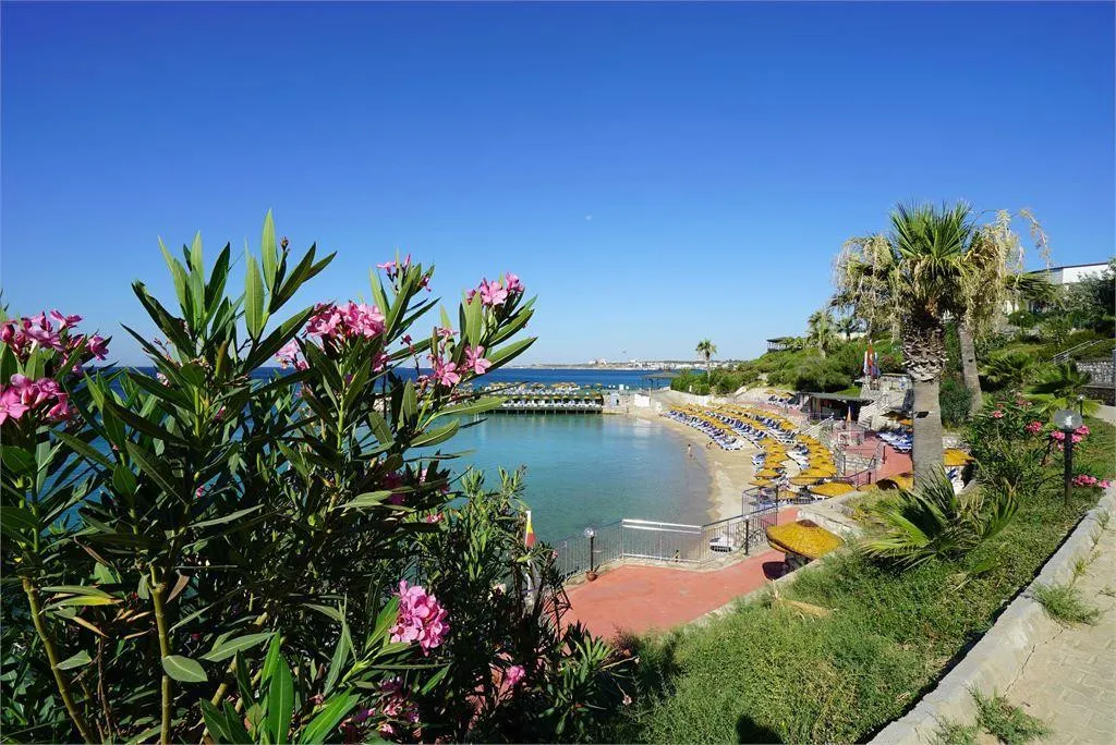 ANADOLU HOTELS DIDIM CLUB (EX. ADRINA BEACH RESORT)