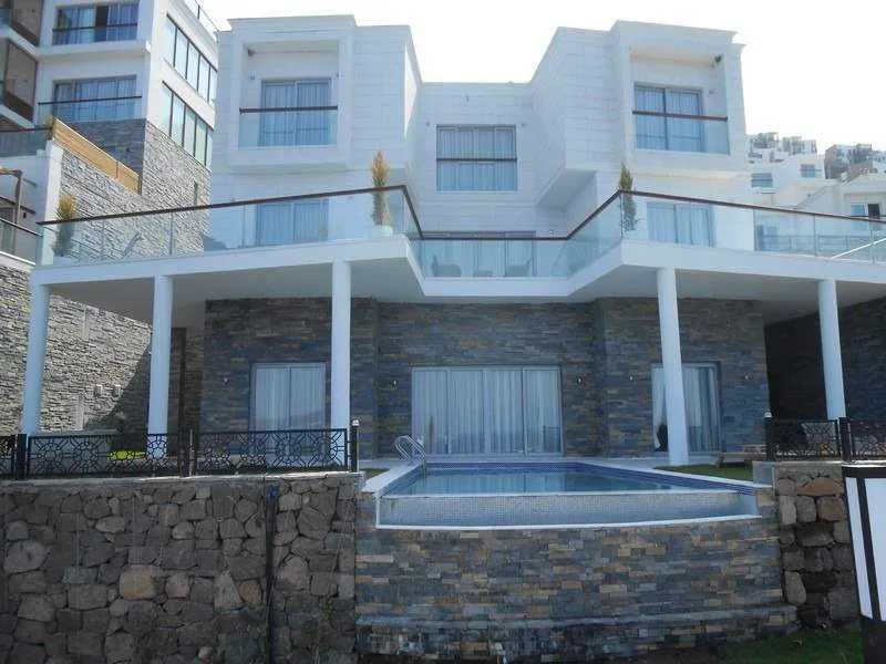 THE BLUE BOSPHORUS HOTEL