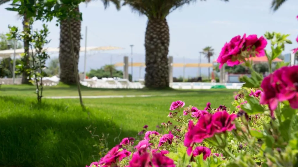 GRAND HOTEL ONTUR