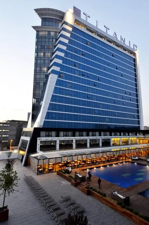 TITANIC BUSINESS GOLDEN HORN (EX. TITANIC BUSINESS BAYRAMPASA)