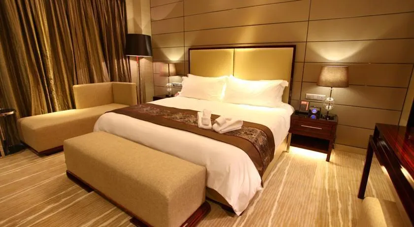 CROWNE PLAZA SHENZHEN LONGGANG CITY CENTRE
