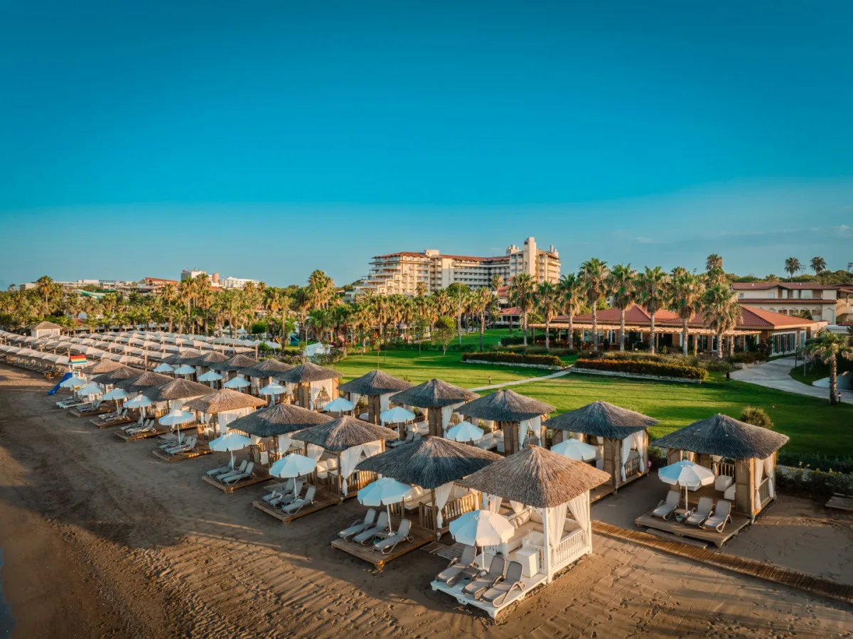 BELLIS DELUXE LAGOON & VILLAS