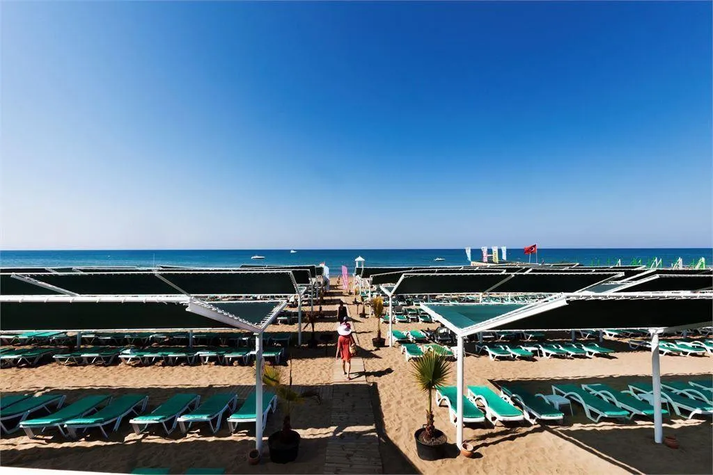 MARVIDA FAMILY SUNSET BEACH (EX. OTIUM FAMILY STONE PALACE)