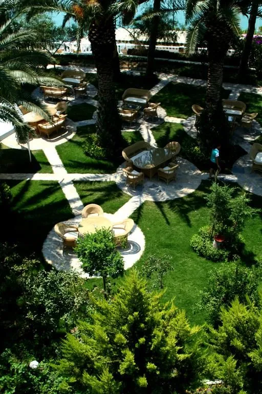 KISMET HOTEL