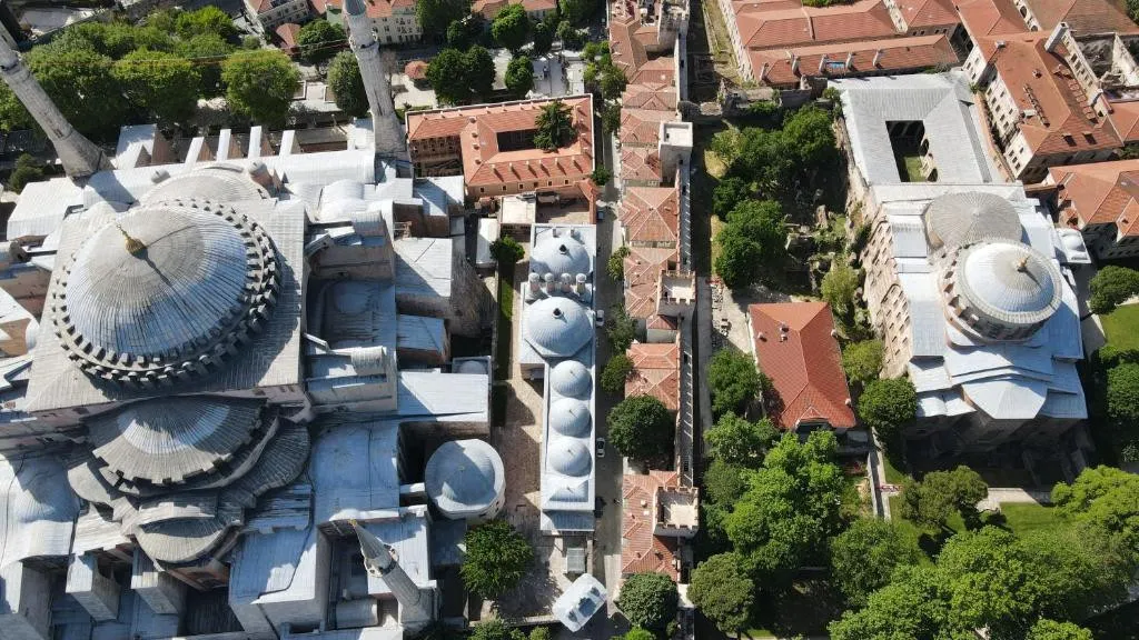 HAGIA SOFIA MANSIONS ISTANBUL CURIO COLLECTION BY HILTON