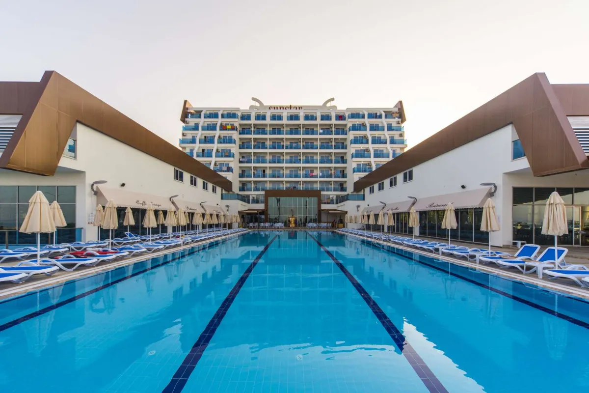 SUNSTAR RESORT