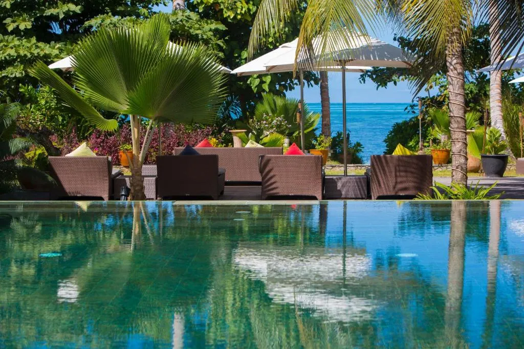 DHEVATARA BEACH HOTEL