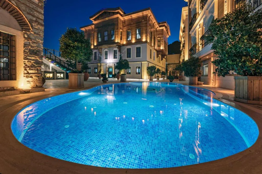 SEVEN HILLS PALACE HOTEL
