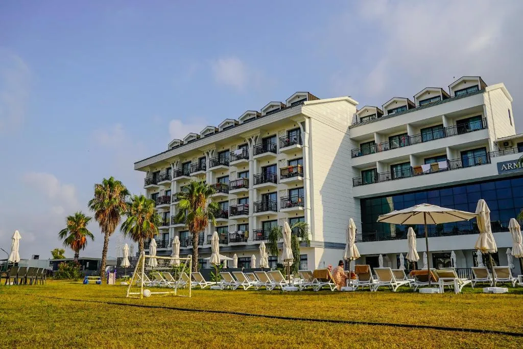 ARMELLA HILL HOTEL