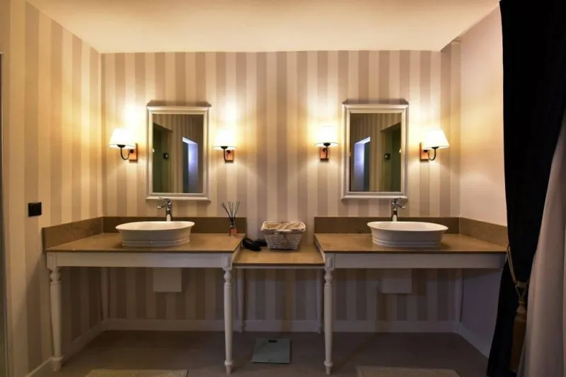 SALONIKA SUITES