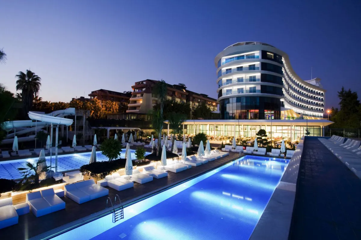 Q PREMIUM RESORT