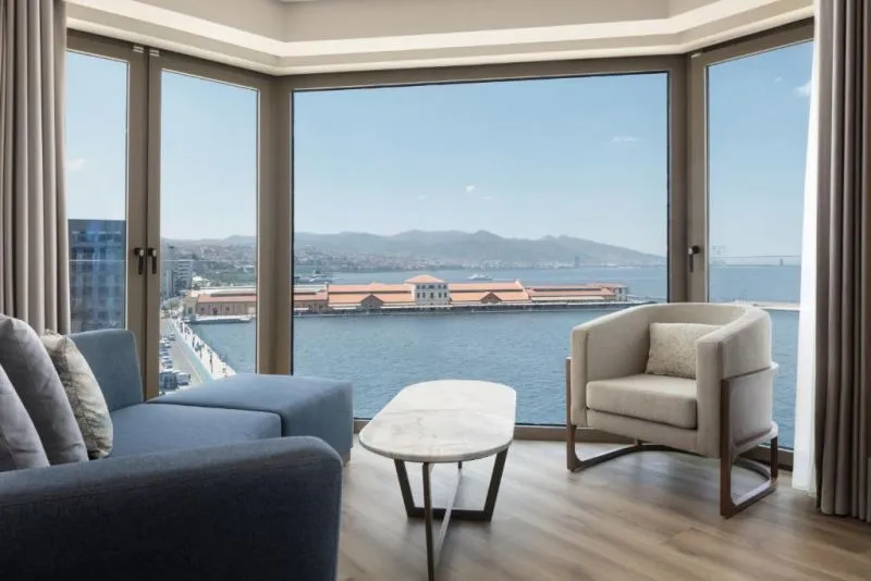 IZMIR MARRIOTT HOTEL