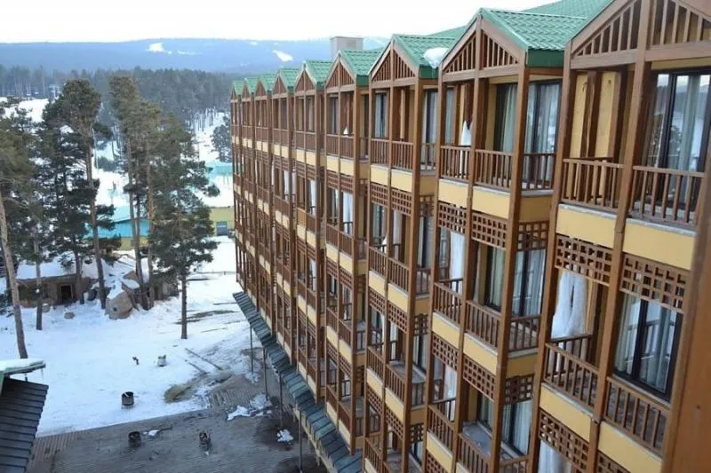 DUJA CHALET SKI CENTER HOTEL