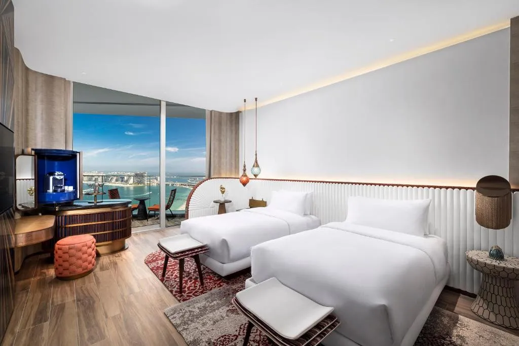 W DUBAI MINA SEYAHI