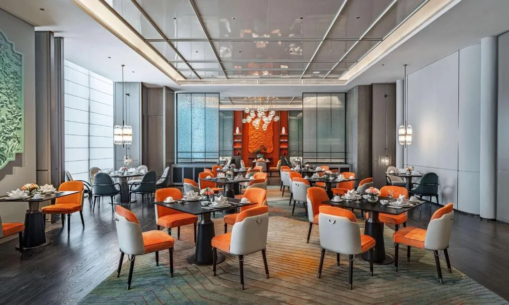 HILTON SHENZHEN WORLD EXHIBITION & CONVENTION CENTER