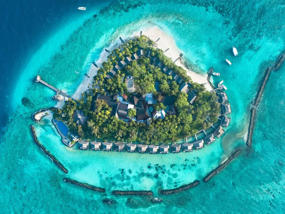 TAJ CORAL REEF RESORT & SPA