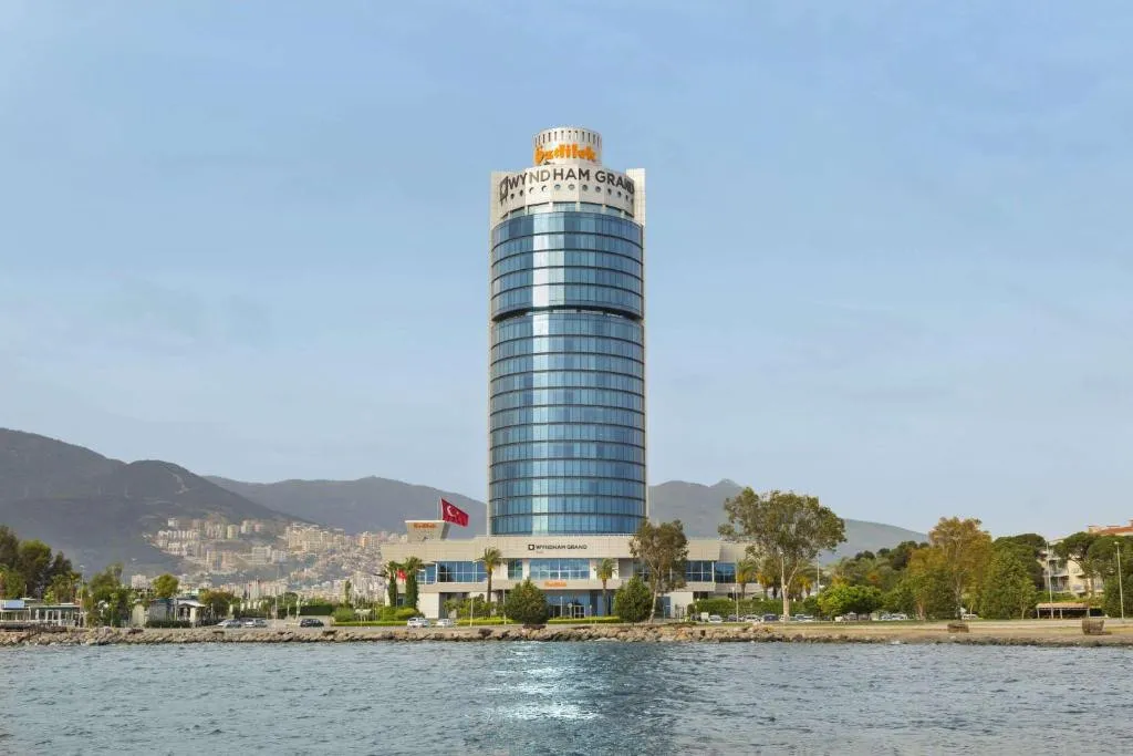 WYNDHAM GRAND IZMIR OZDILEK